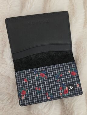 Thread Wallet - Leather Bifold Wallet - Ava